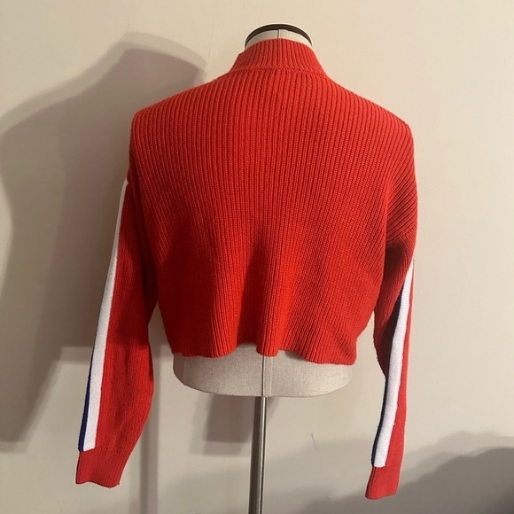 H&M Divided Bright Red Crop Turtleneck Sweater with Blue/White Sleeves - Size XS - Picture 9 of 9